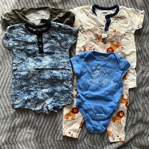 Old Navy Lot Rompers 3-6 months